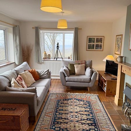 Yew Tree Cottage - Walks From The Door Colwall エクステリア 写真